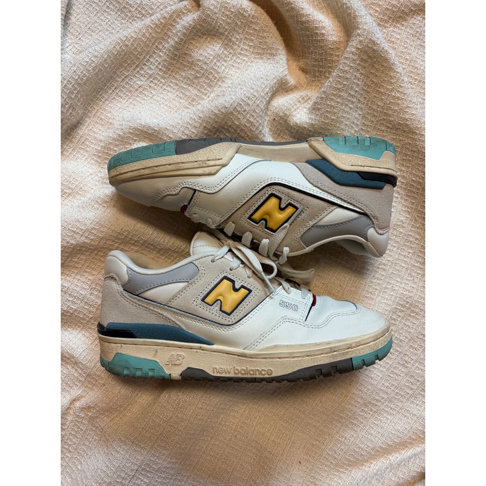 New Balance 550‎ Sneakers Low Top Retro Style White Yellow Blue Size